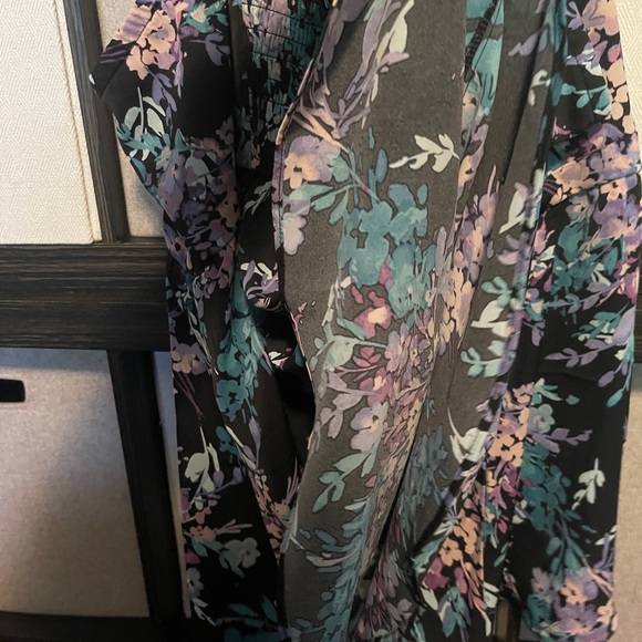 Torrid Floral Tank Top - Picture 7 of 9